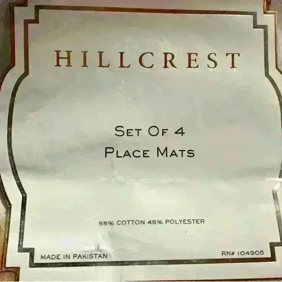 Hillcrest Christmas Set of 4
FOX Placemats 15”X15” Square New - Picture 6 of 6